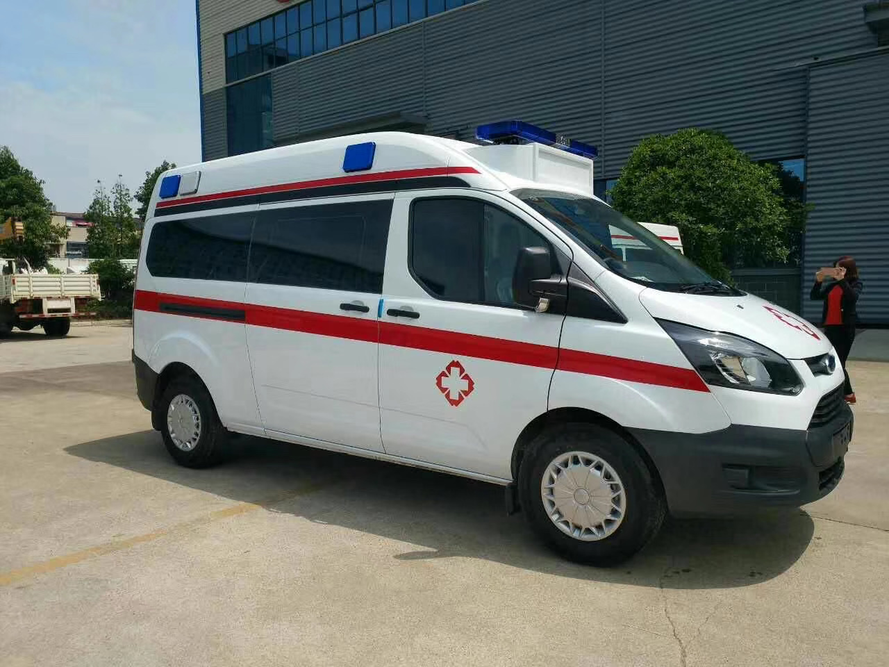 东海县出院转院救护车